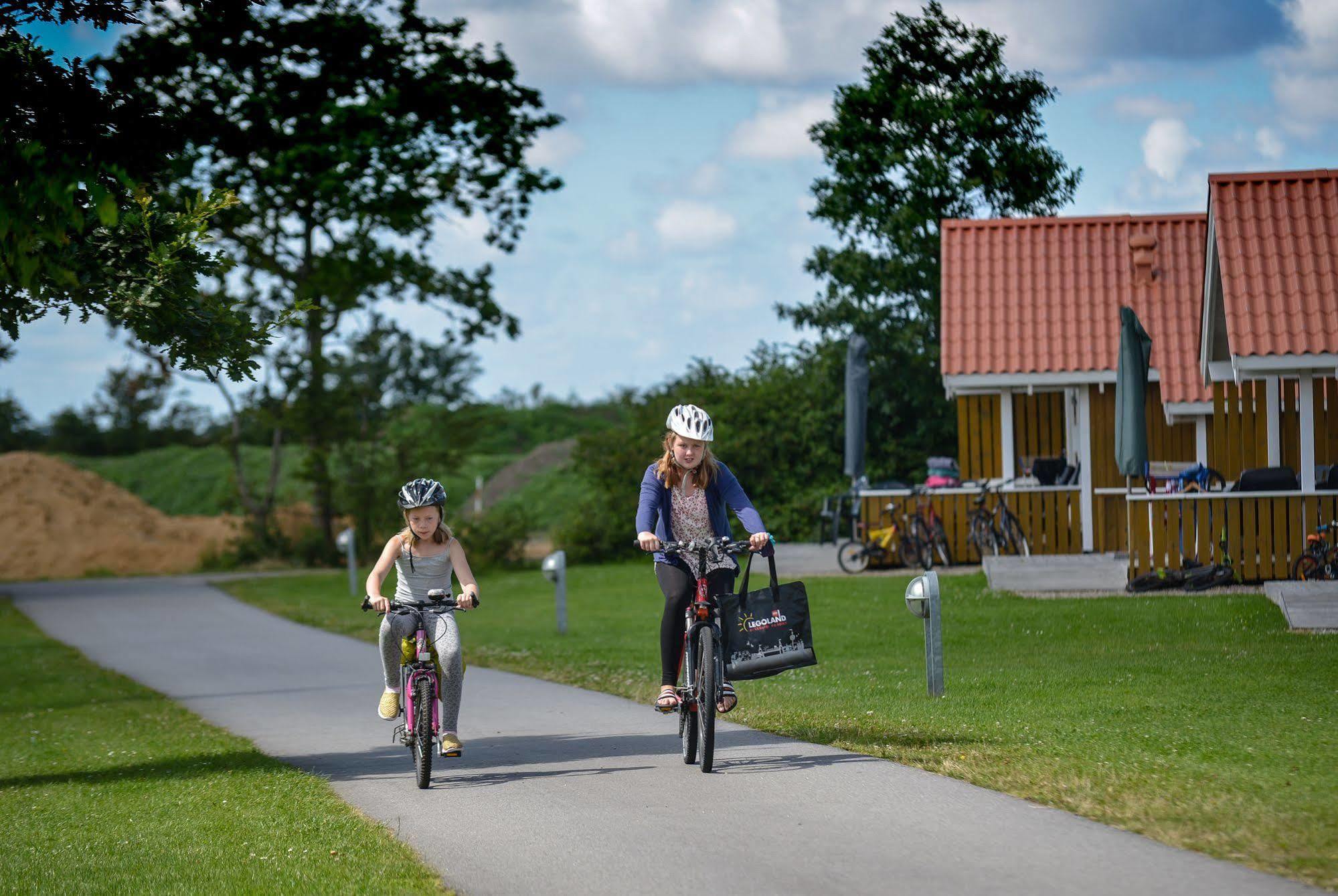 Skaerbaek Holiday Center Hotel Exterior photo